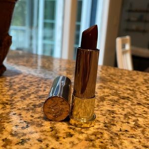 Urban decay lipstick (disturbed)